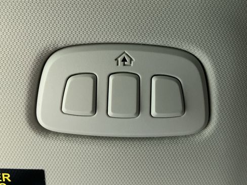 New 2025 Ford Escape SE w/ PHEV Premium Package image 35