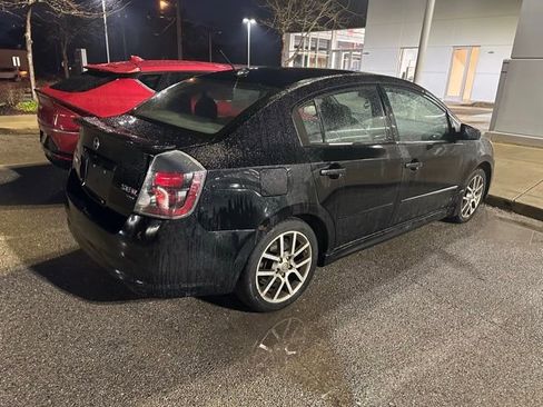 Used 2008 Nissan Sentra SE-R Spec V w/ Rockford Fosgate Audio Pkg image 3
