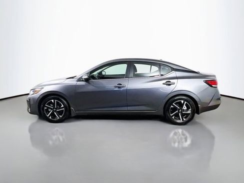 Used 2024 Nissan Sentra SV w/ Trunk Package image 6