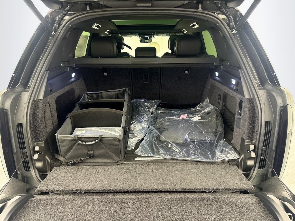 New 2026 Land Rover Range Rover SE AWD/4WD image 28