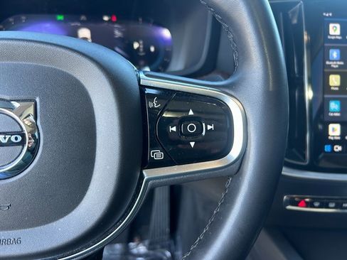 Used 2024 Volvo S60 B5 Plus image 17