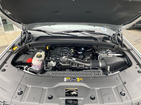 Used 2025 Jeep Grand Cherokee Limited image 29