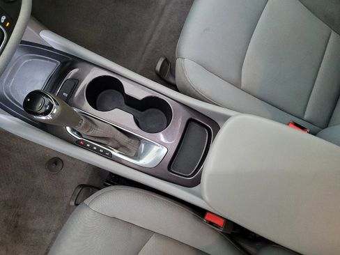 Used 2018 Chevrolet Malibu LS FWD image 26