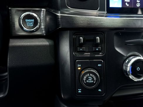 Used 2024 Ford F350 Lariat w/ Tremor Off-Road Package image 13