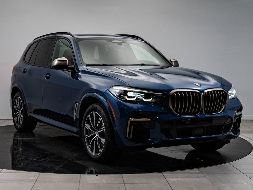 Used 2022 BMW X5 M50i AWD/4WD image 5
