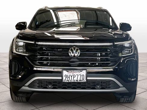 Used 2024 Volkswagen Atlas Cross Sport SE AWD/4WD image 2