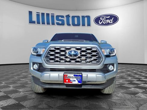 Used 2023 Toyota Tacoma 4x4 Double Cab image 2