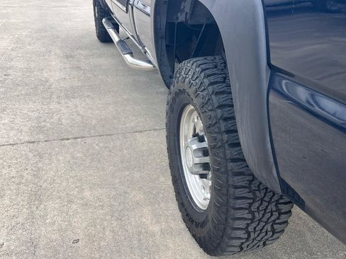 Used 2007 Chevrolet Silverado 2500 LT w/ Heavy-Duty Power Package RWD image 15
