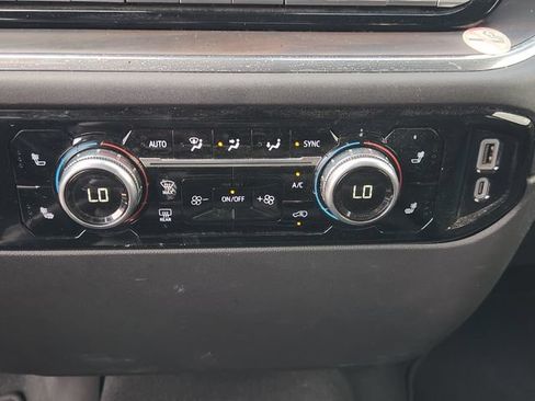 Used 2025 GMC Sierra 1500 SLT RWD image 17