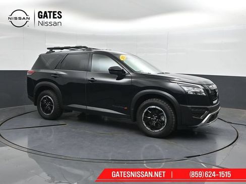 Used 2025 Nissan Pathfinder Rock Creek AWD/4WD image 1