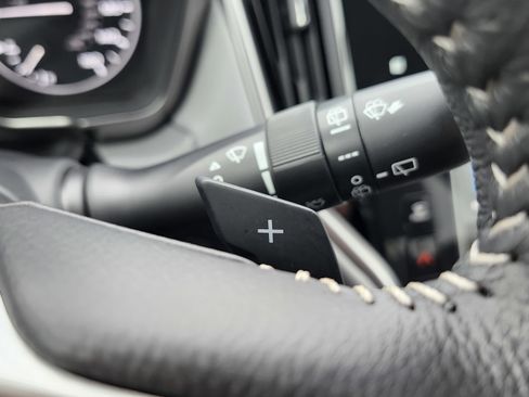 Used 2025 Subaru Outback Limited XT image 9