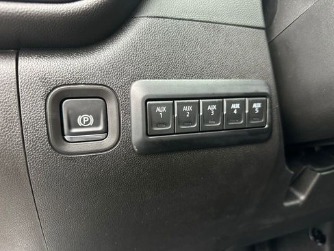 Used 2025 Chevrolet Silverado 2500 W/T w/ WT Convenience Package image 20