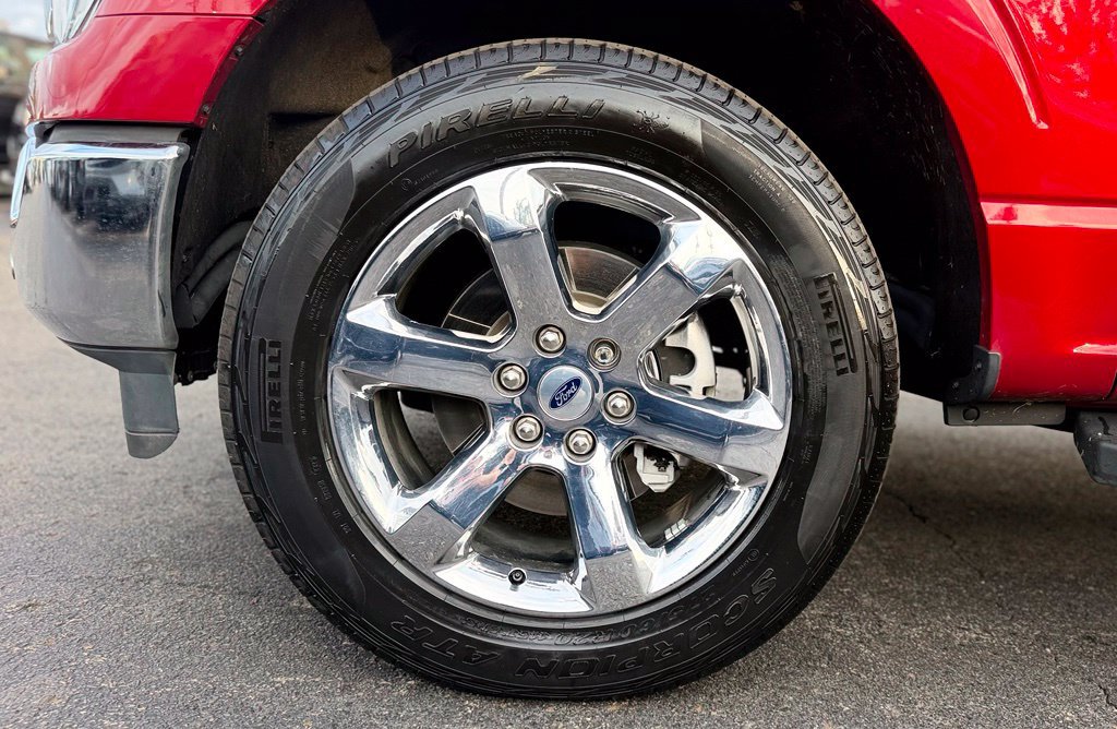 Used 2023 Ford F150 Lariat w/ Equipment Group 502A High AWD/4WD image 3