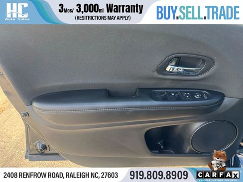 Used 2022 Honda HR-V LX image 13