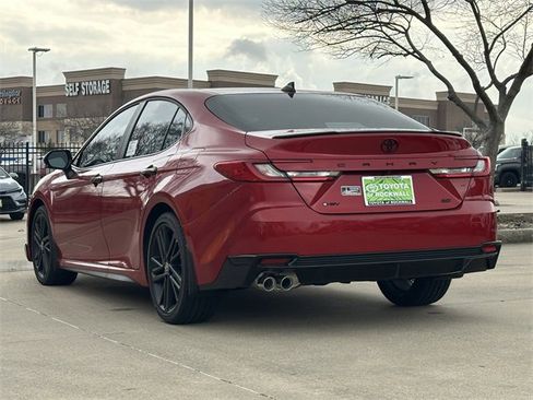 New 2026 Toyota Camry XLE w/ Convenience Package image 3