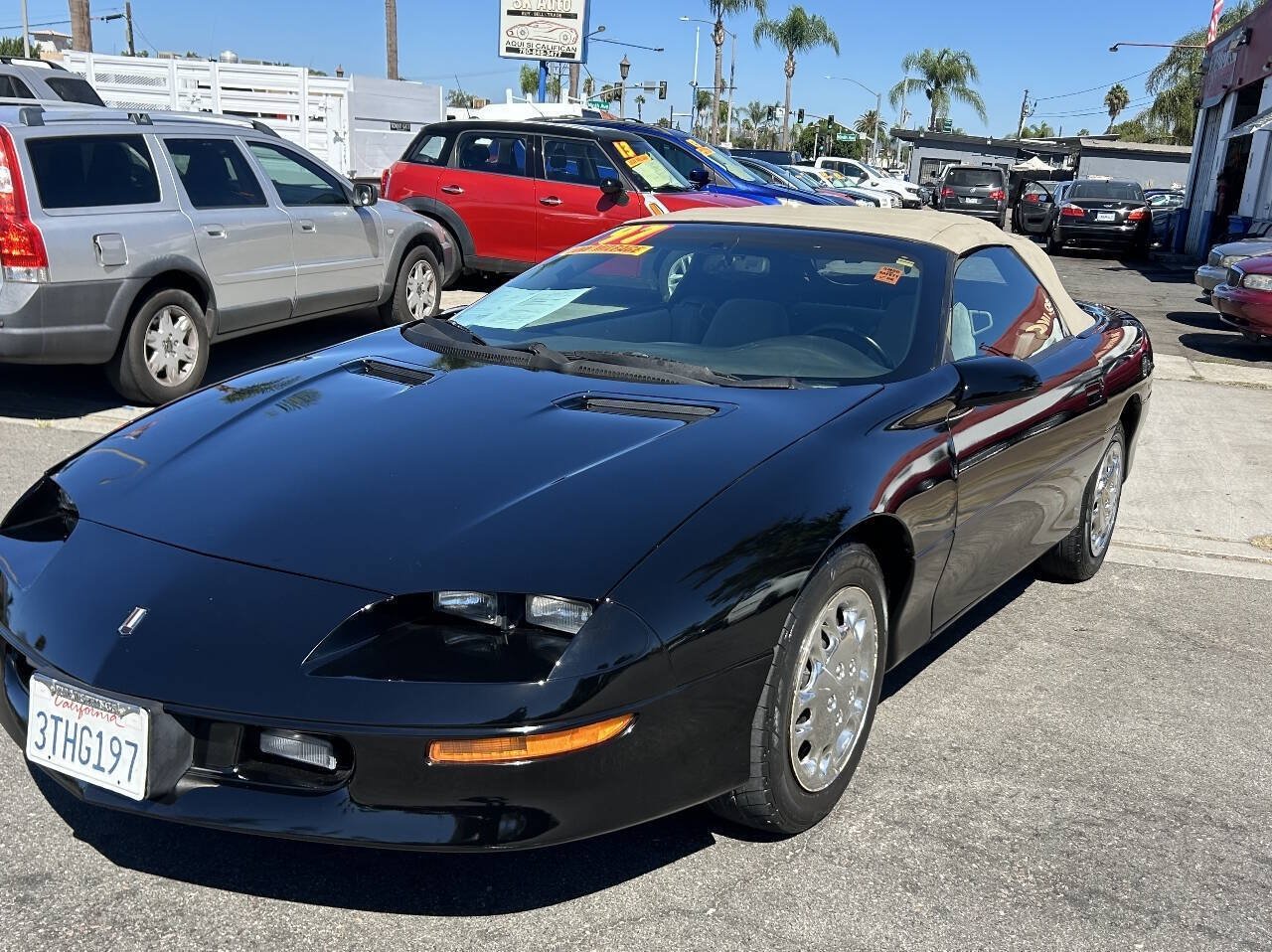 Used 1997 Chevrolet Camaro LT w/ Preferred Equipment Group 2 RWD image 2
