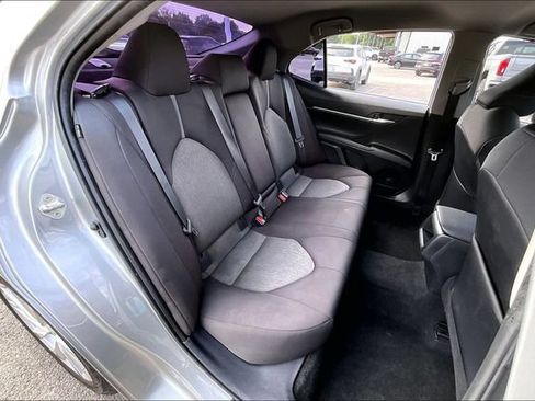 Used 2021 Toyota Camry LE FWD image 25