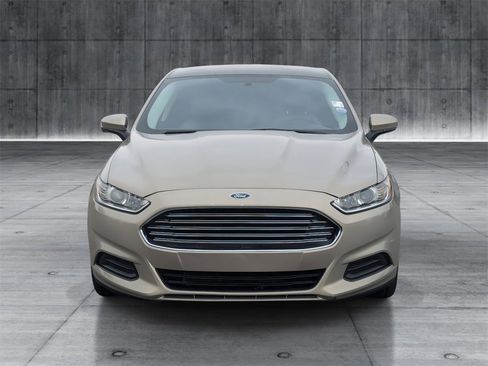 Used 2015 Ford Fusion S image 9