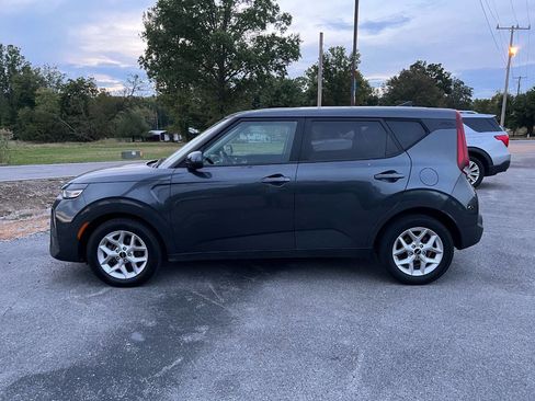 Used 2022 Kia Soul LX w/ Technology Package image 6