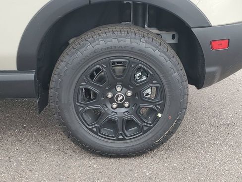 Used 2025 Ford Bronco Sport Badlands image 32