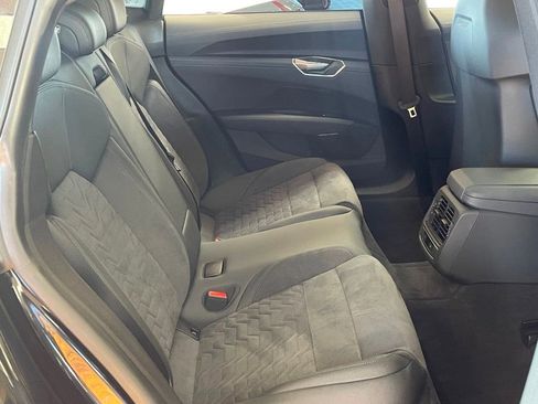 Used 2023 Audi e-tron GT Premium Plus image 21