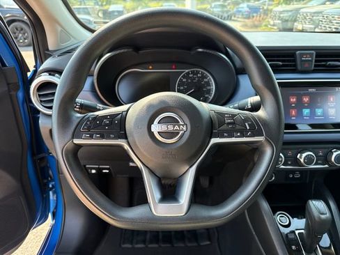 Used 2023 Nissan Versa SV FWD image 12