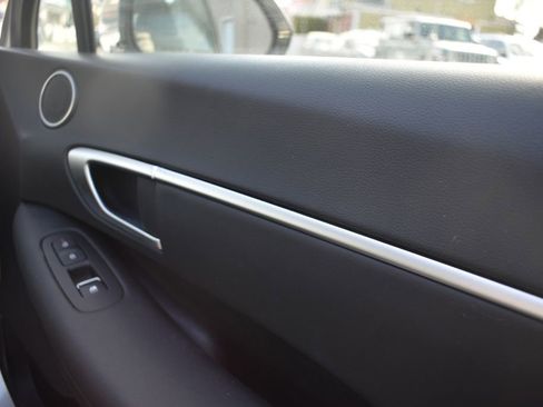 Used 2025 Hyundai Sonata SEL FWD image 23