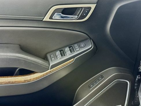 Used 2019 GMC Yukon Denali w/ Denali Ultimate Package AWD/4WD image 25