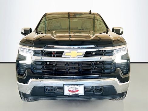Used 2022 Chevrolet Silverado 1500 LT w/ Texas Edition Plus AWD/4WD image 2