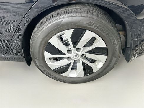 Used 2023 Nissan Altima 2.5 S FWD image 11
