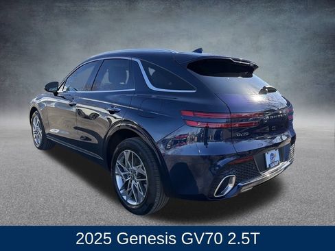 Used 2025 Genesis GV70 2.5T w/ Select Package image 3