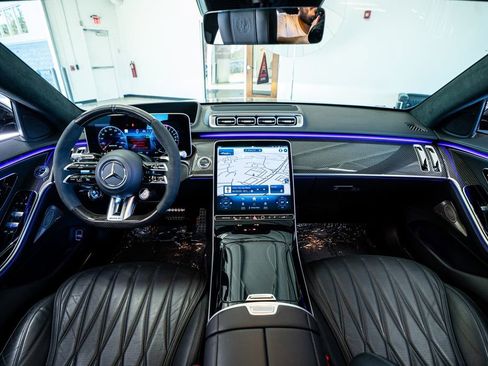 Used 2024 Mercedes-Benz S 63 AMG S image 56