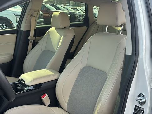 Used 2018 Honda Clarity Plug-In Hybrid image 10