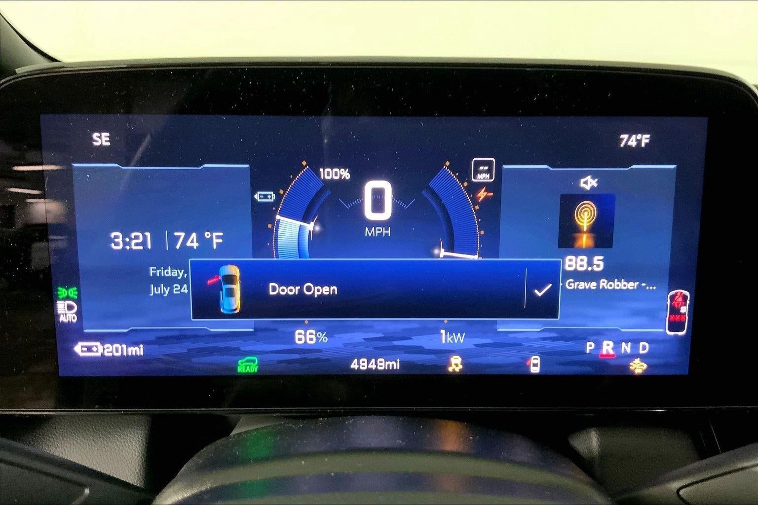 Used 2025 Chevrolet Equinox EV LT w/ Comfort Package AWD/4WD image 20