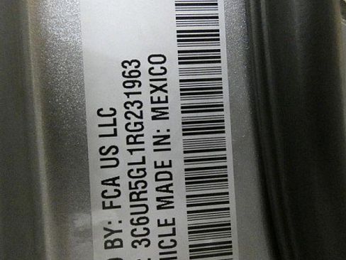 Used 2024 RAM 2500 Limited w/ Safety Group image 33
