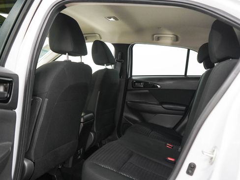 Used 2023 Mitsubishi Eclipse Cross LE AWD/4WD image 17
