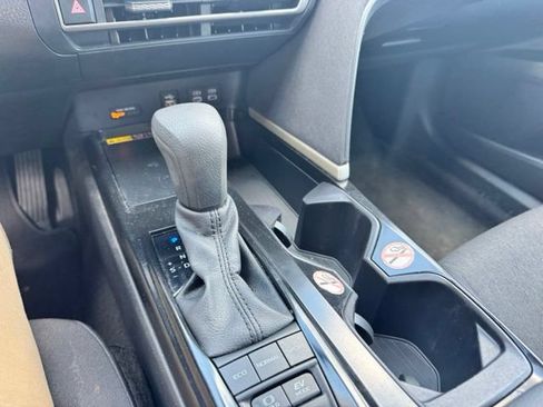 Used 2025 Toyota Camry LE FWD image 16