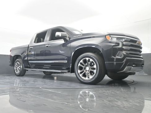 Used 2022 Chevrolet Silverado 1500 High Country image 75