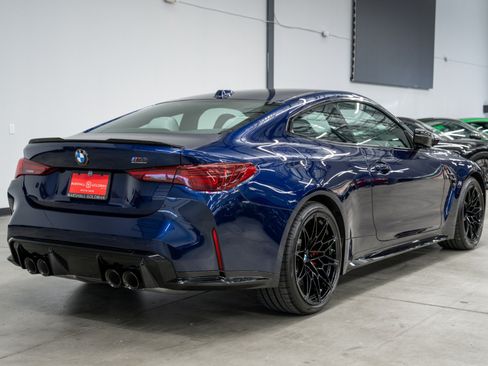 Used 2026 BMW M4 Competition w/ Executive Package RWD image 8