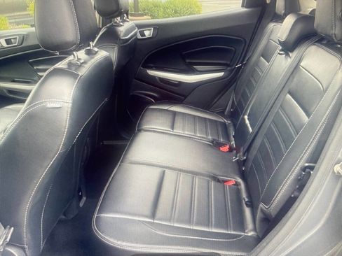 Used 2021 Ford EcoSport Titanium FWD image 8