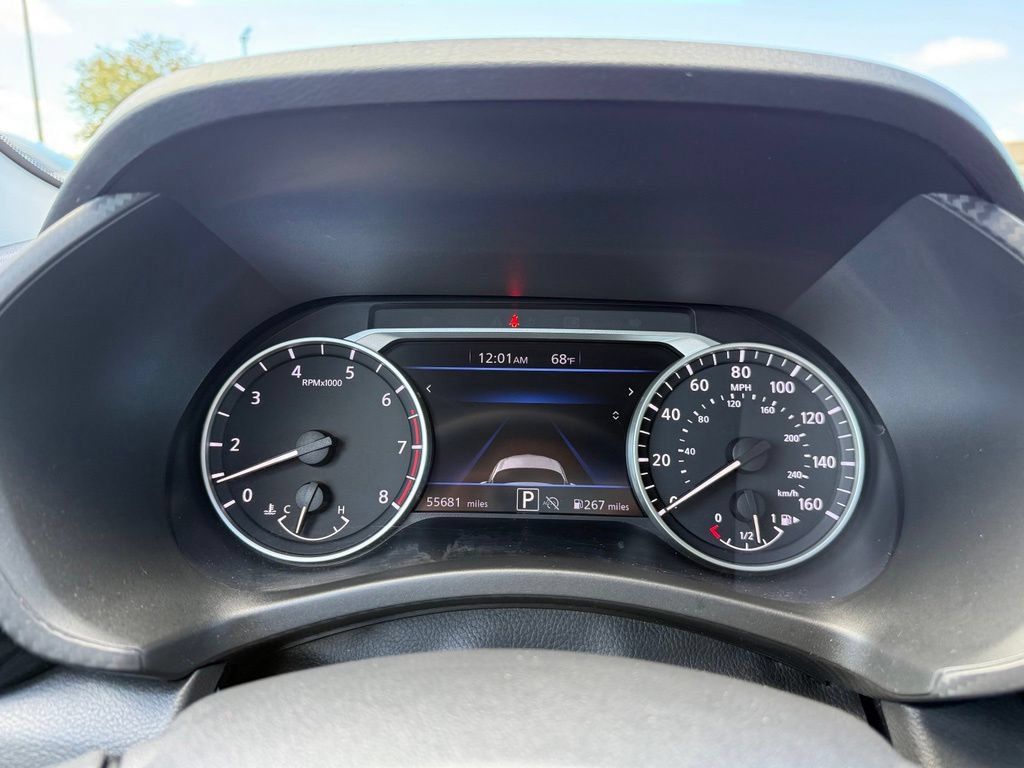 Used 2025 Nissan Sentra SV FWD image 20