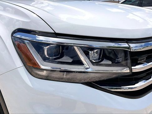 Used 2021 Volkswagen Atlas SE w/ Panoramic Sunroof Package FWD image 33