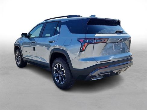 New 2026 Chevrolet Equinox ACTIV AWD/4WD image 3