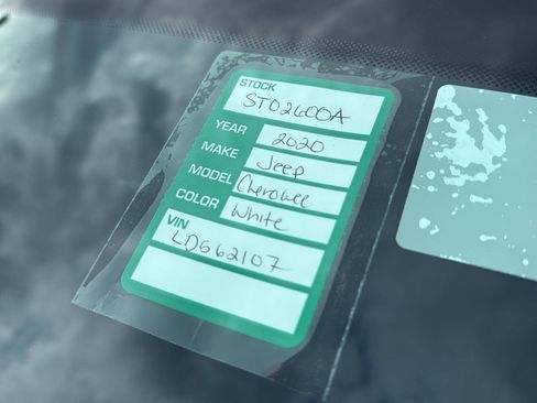 Used 2020 Jeep Cherokee Trailhawk w/ Cold Weather Group image 41