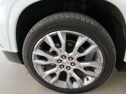 Used 2026 GMC Acadia Denali w/ Super Cruise Package AWD/4WD image 36