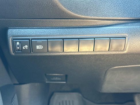 Used 2024 Toyota Corolla SE image 17