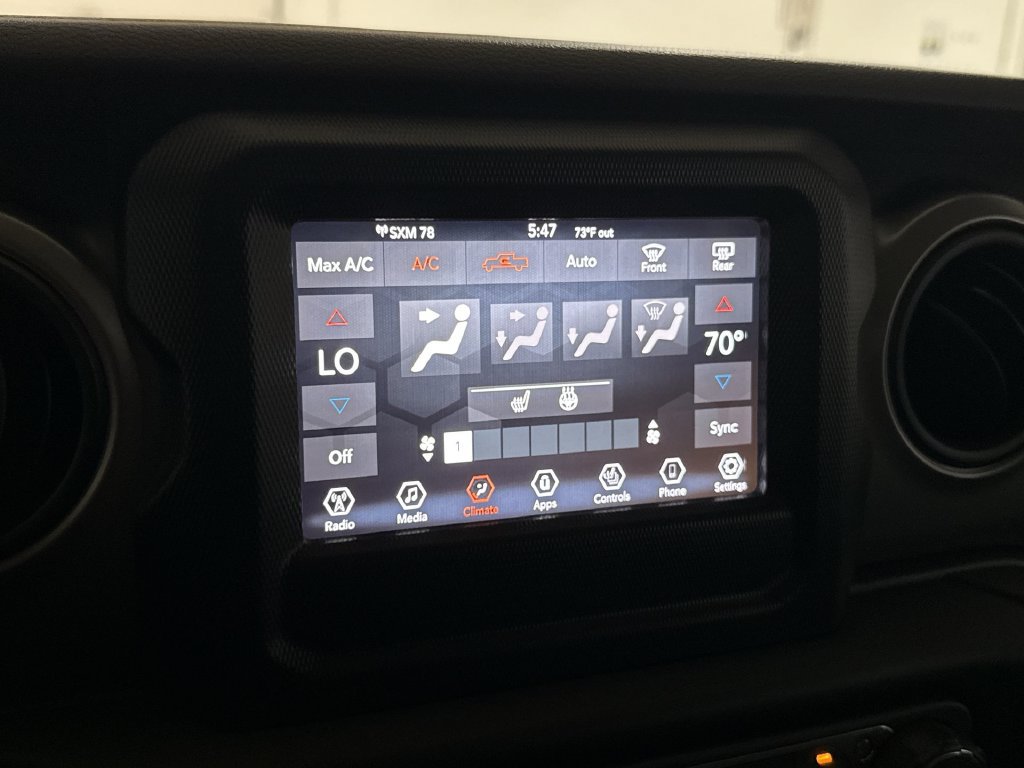 Used 2020 Jeep Gladiator Sport w/ Quick Order Package 24S AWD/4WD image 16