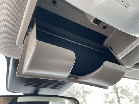 Used 2024 Nissan Sentra SV image 28