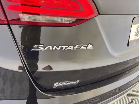 Used 2018 Hyundai Santa Fe Sport FWD image 29