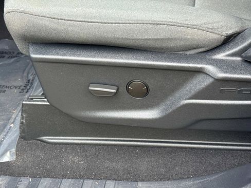 Used 2023 Ford F350 XLT w/ FX4 Off-Road Package image 22